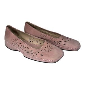 Nurture Sunburst Pink Suede Perforated Cut Out Slip On Flats Comfort Size 7.5